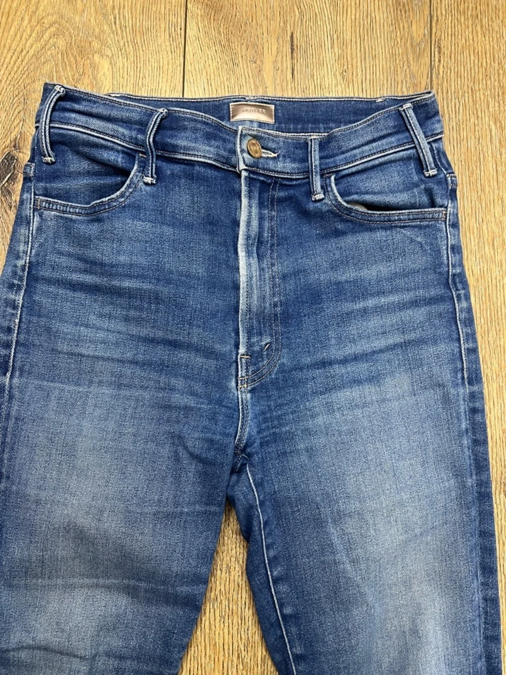 MOTHER the Hustler Ankle Fray Jeans in Home Movies Size 28